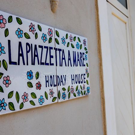 La Piazzetta A Mare Holiday House Sferracavallo Exteriér fotografie