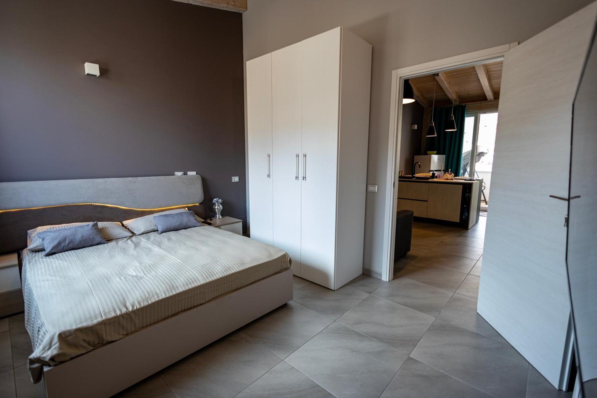 La Piazzetta A Mare Holiday House Sferracavallo Exteriér fotografie